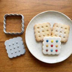 Scallop Edge Biscuit Cookie Cutter & Stamp Set | Food-Grade PLA