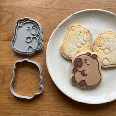 Relaxed Capybara Cookie Cutter & Stamp Set | Food-Grade PLA