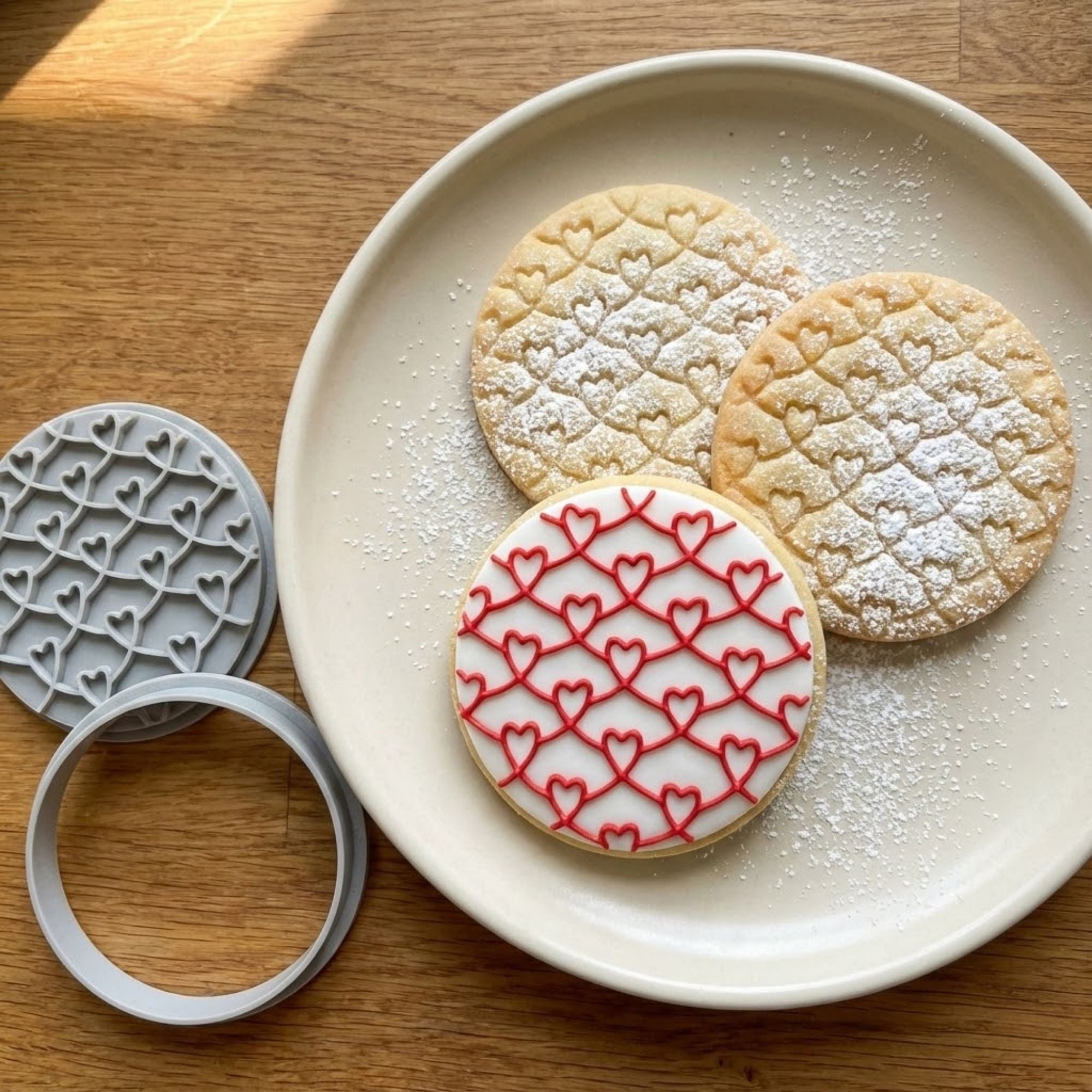 Interlocking Heart Patterns Cookie Cutter & Stamp | Food-Grade PLA