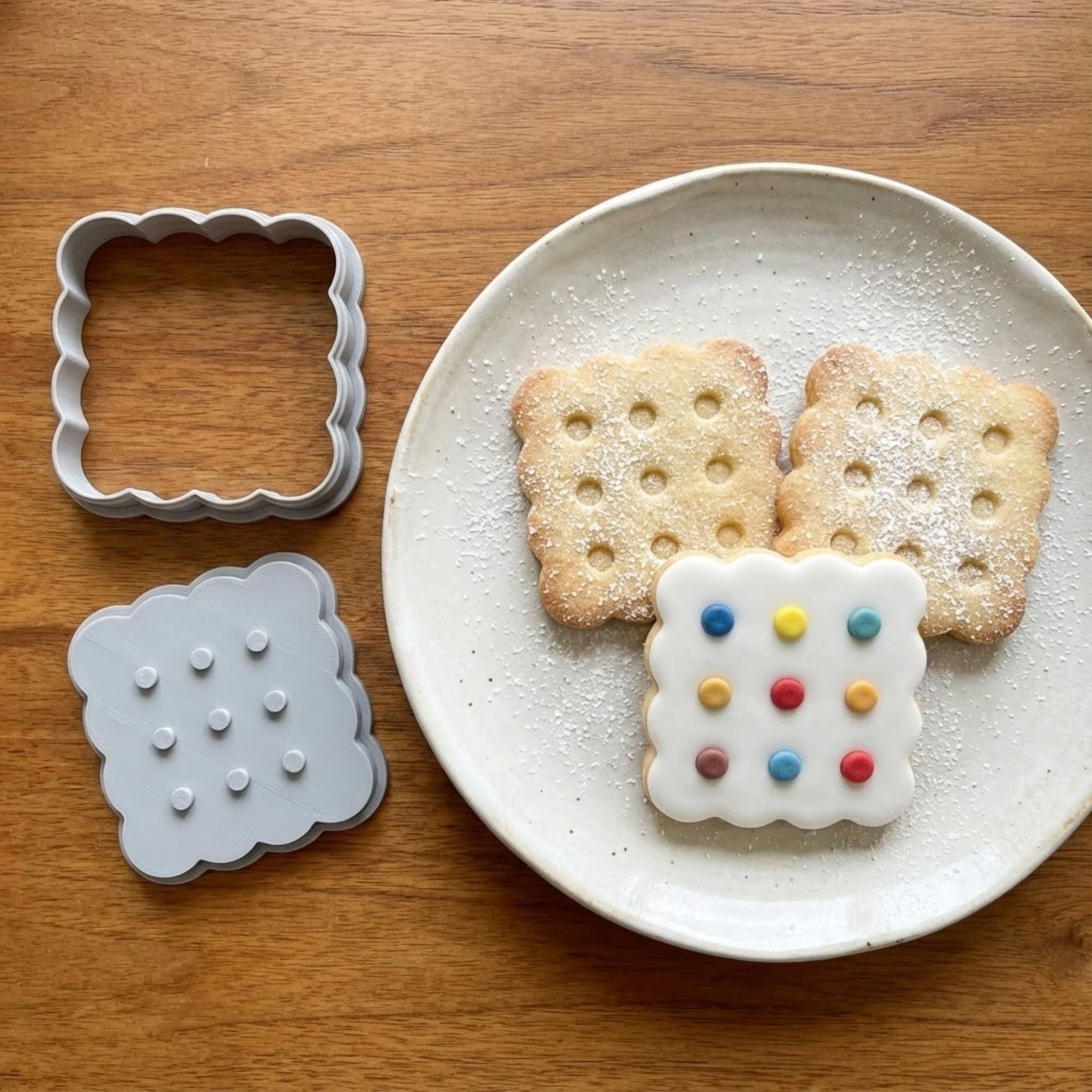 Scallop Edge Biscuit Cookie Cutter & Stamp Set | Food-Grade PLA