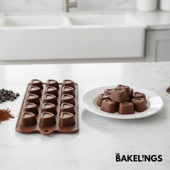 15-Cavity Mini Hearts Shape Silicone Chocolate Mold